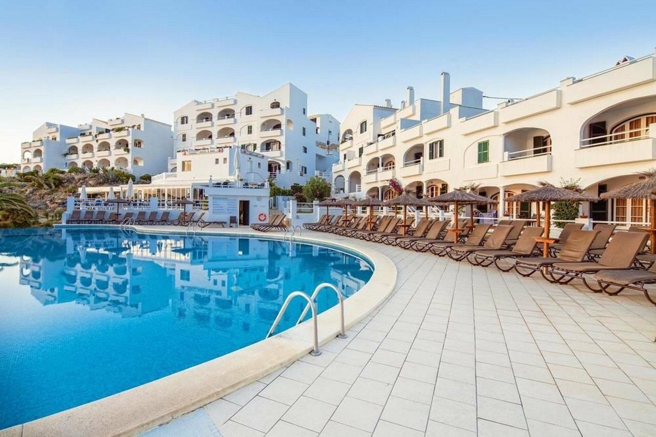 HOTEL WHITE SANDS BEACH CLUB ARENAL D'EN CASTELL 3* (Spain) - from £ 84 |  HOTELMIX